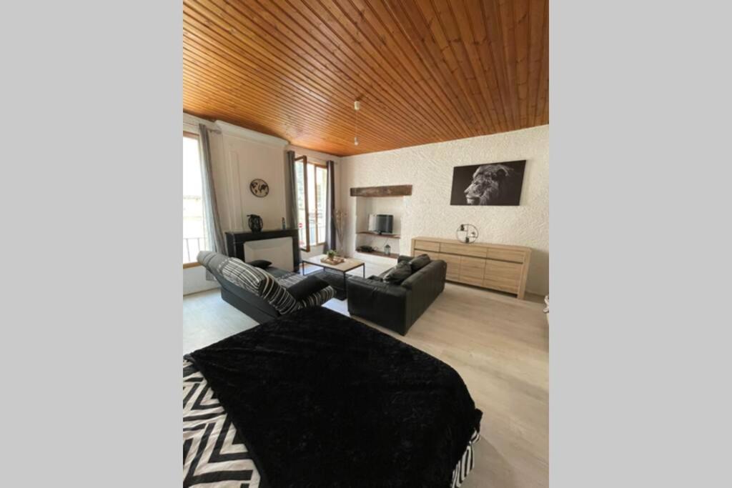 Yin Yang Apartment Niort Ngoại thất bức ảnh